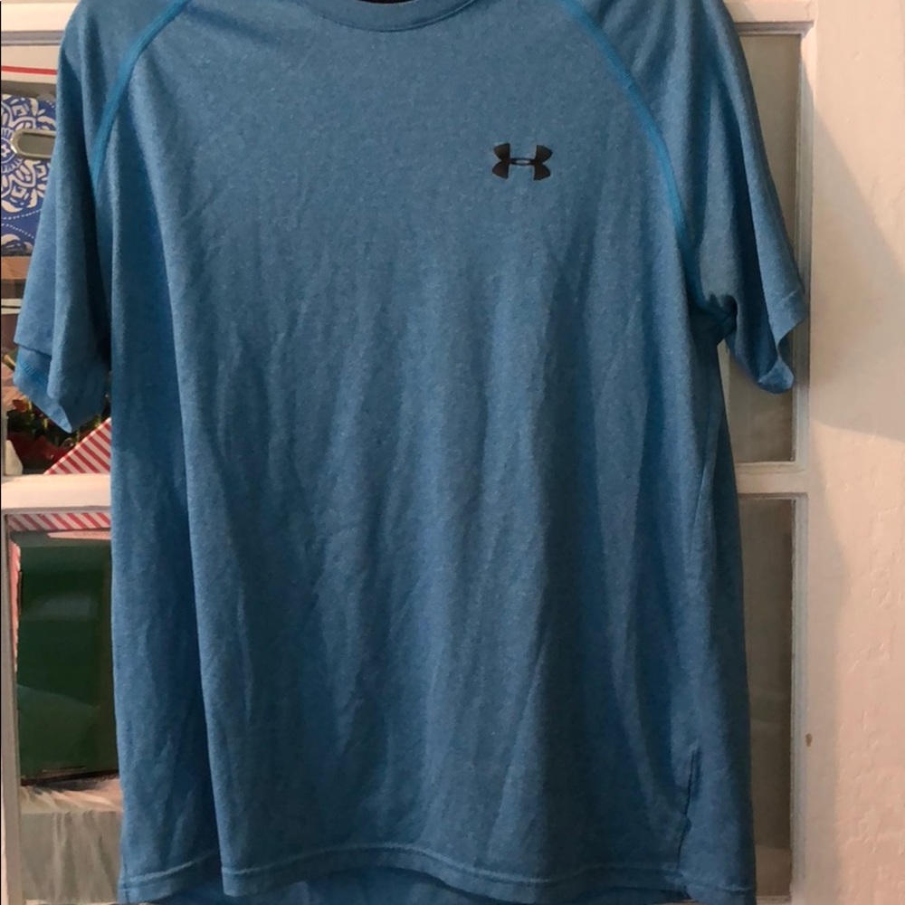 UNDER ARMOUR